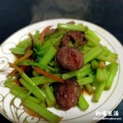 腊肠炒芹菜怎么炒好吃